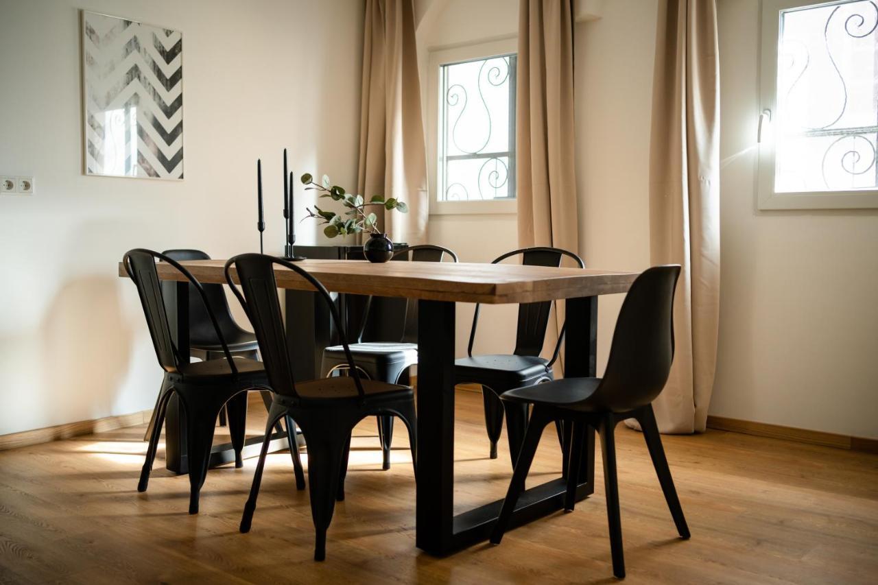 Oldtown Studio Apartment With 2 Bathrooms Düsseldorf Exterior foto